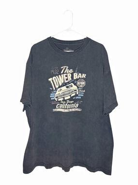 Vintage The Tower Bar San Diego California Dive Bar Graphic T-Shirt Black XXL